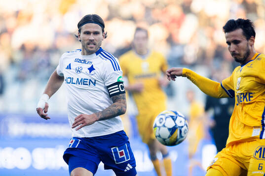 IFK Norrköpings Arnor Traustason och IFK Göteborgs Anders