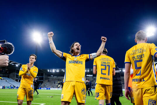 IFK Göteborgs Gustav Svensson jublar
