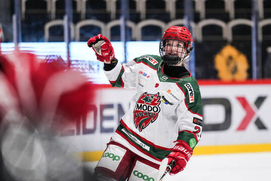 Modos Ebba Hedqvist jublar