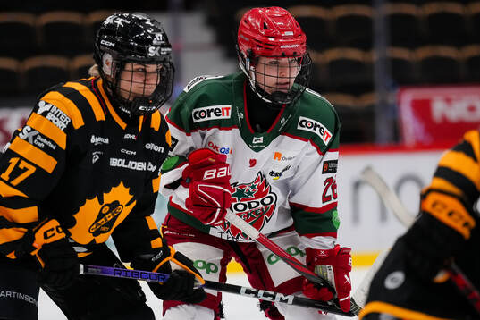 Skellefteås Laura Lerchova och Modos Brooke Mcquigge