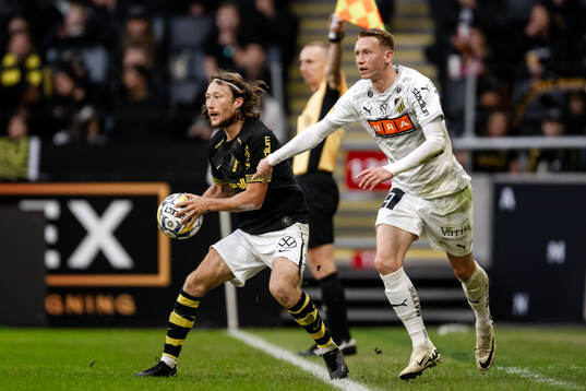 AIKs Axel Björnström och Häckens Julius Lindberg