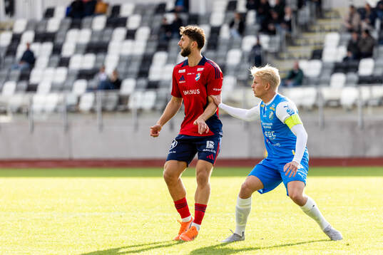 Östers Alibek Aliev och IK Oddevolds Philip Engelbrektsson