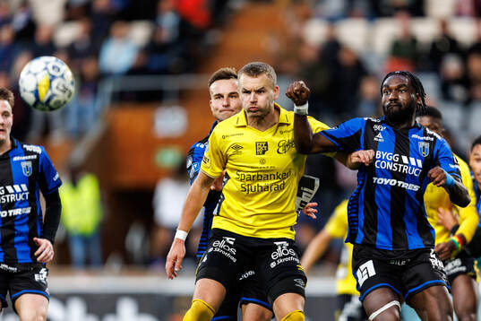 Elfsborgs Gustav Henriksson och Sirius Patrick Nwadike