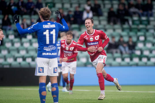 Degerfors Erik Lindell jublar