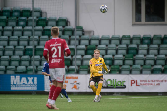 Degerfors målvakt Rasmus Forsell