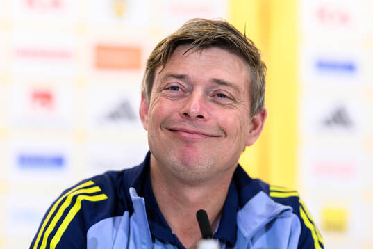 Head coach Jon Dahl Tomasson of the Swedish men's football