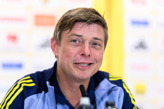 Head coach Jon Dahl Tomasson of the Swedish men's football
