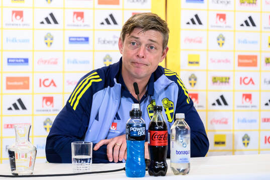 Head coach Jon Dahl Tomasson of the Swedish men's football