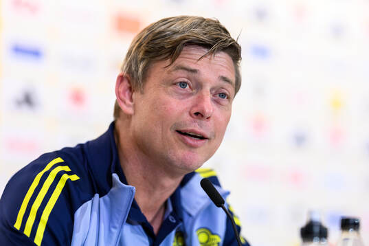 Head coach Jon Dahl Tomasson of the Swedish men's football