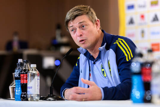 Head coach Jon Dahl Tomasson of the Swedish men's football