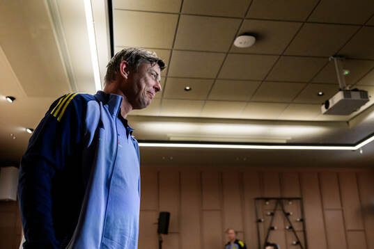 Head coach Jon Dahl Tomasson of the Swedish men's football