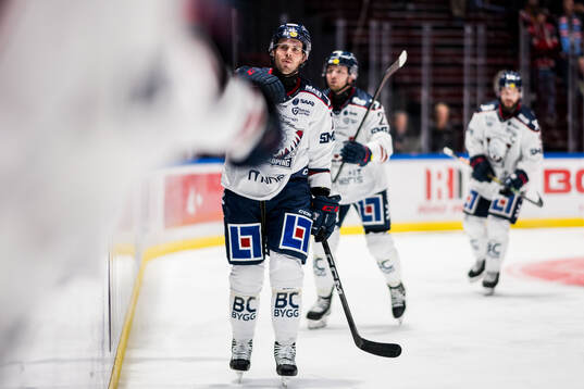 Linköpings Nicholas Shore jublar