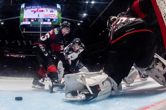Linköpings Ty Rattie mot Malmö Redhawks Lassi Thomson och