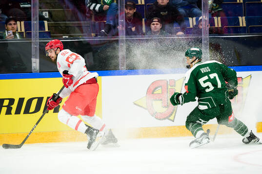 Michail Teply of Ocelari Trinec and Malte Vass of Färjestad