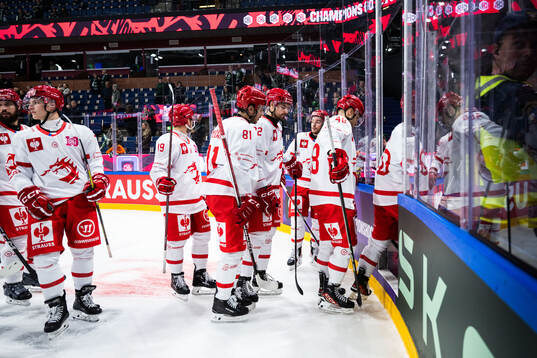Players of Ocelari Trinec look dejected