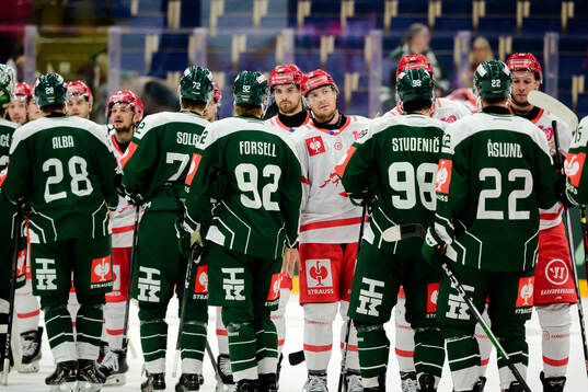 Adam Smith of Ocelari Trinec looks dejected