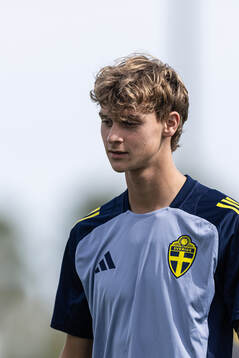 Maximilian Ibrahimovic of Sweden at warm up
