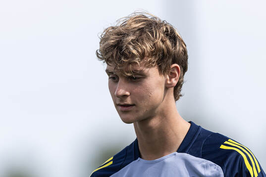Maximilian Ibrahimovic of Sweden at warm up