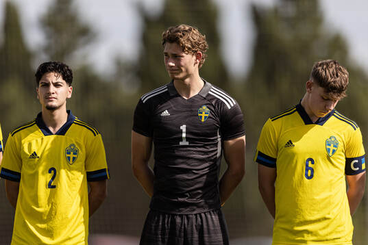 Emir El-Kathemi, goalkeeper William Nieroth Lundgren and