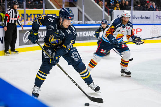 Södertäljes Albin Carlson och Djurgårdens Linus Klasen