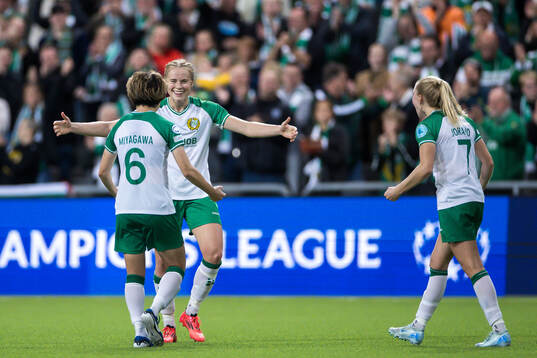 Asato Miyagawa and Julie Blakstad of Hammarby celebrate