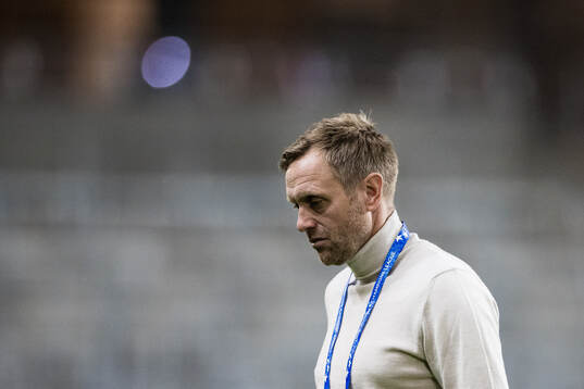 Coach Martin Sjögren of Hammarby looks dejected