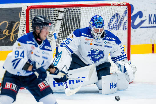 Karlskogas målvakt Lars Volden