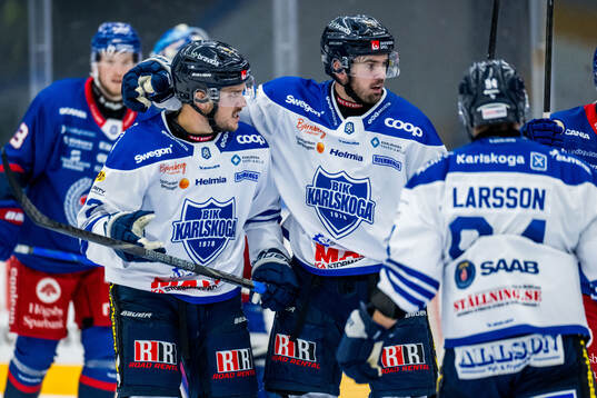Karlskogas Viktor Lennartsson jublar