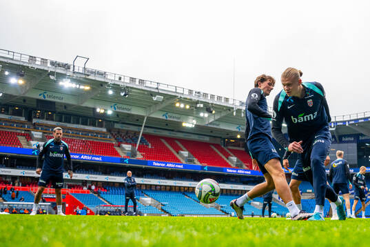 Sander Berge and Erling Braut Haaland of the Norwegian