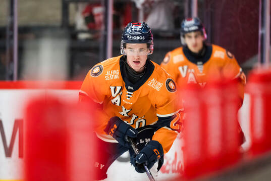 Växjös Filip Eriksson innan ishockeymatchen i SHL mellan