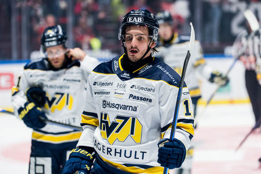 HV71s Isac Brännström deppar