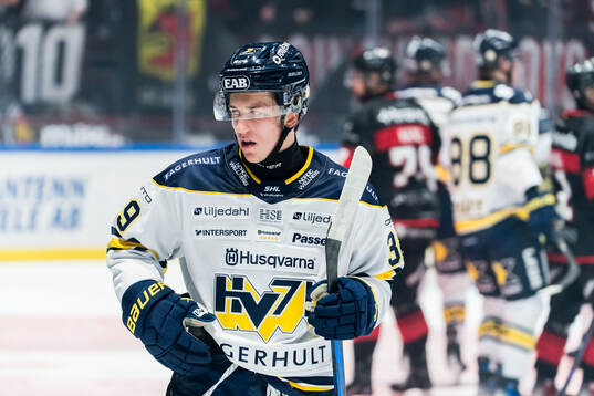 HV71s Jamiro Reber deppar