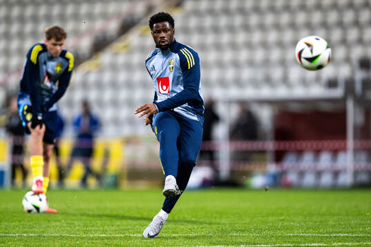 Emmanuel Ekong of Sweden