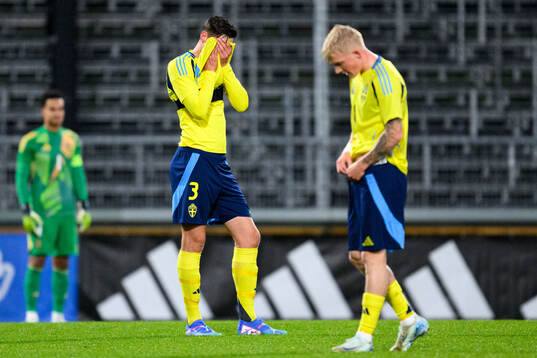 Noah Eile of Sweden looks dejected