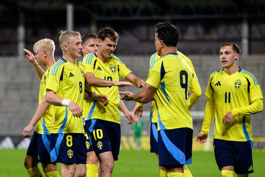 Jusef Erabi of Sweden celebrates with team mates