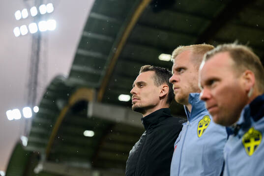 Head coach Daniel Bäckström of Sweden ahead the UEFA