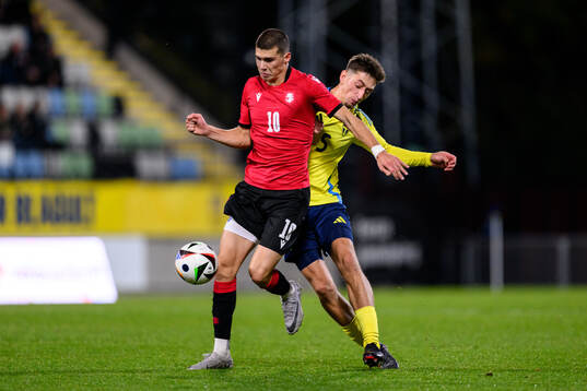 Giorgi Kvernadze of Georgia and Jonas Rouhi of Sweden