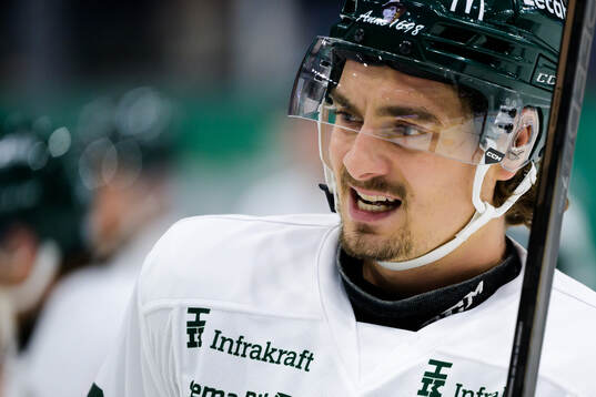 Färjestads David Tomasek