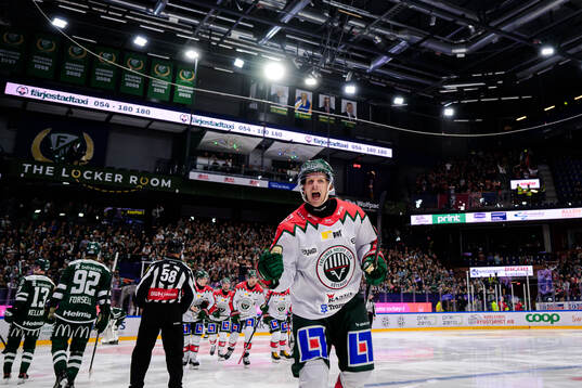 Frölundas Max Friberg jublar