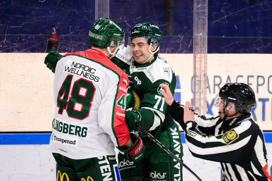 Frölundas Carl Klingberg och Färjestads Viktor Lodin