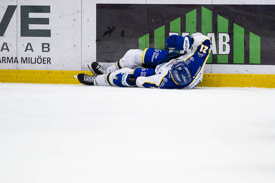 Leksands Joonas Lyytinen har ont