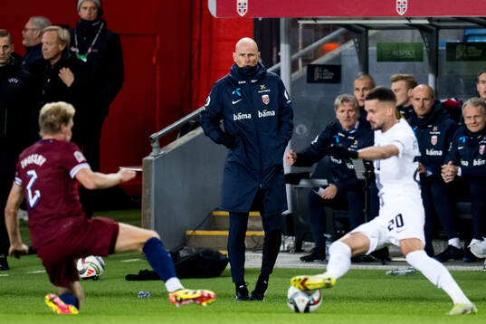Head coach Ståle Solbakken of Norway