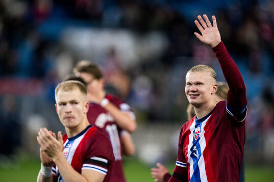 Andreas Hanche-Olsen and Erling Braut Haaland of Norway