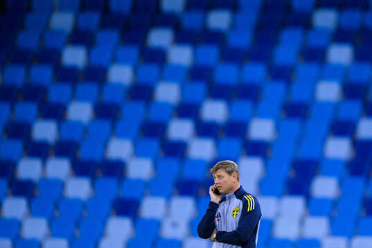 Head coach Jon Dahl Tomasson of the Swedish men's national