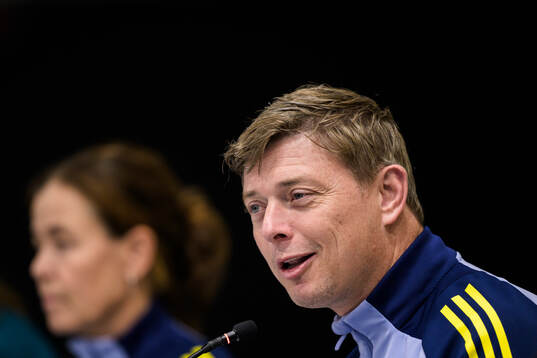Head coach Jon Dahl Tomasson of the Swedish men's national