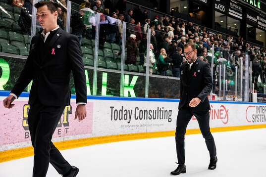 Rögles assisterande tränare Max Bohlin och tränare Roger