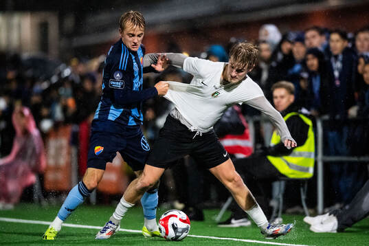 Djurgårdens Oskar Fallenius och FC Järfällas Adam Wurtz