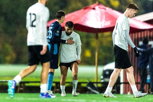 FC Järfällas Anthony Portilla deppar