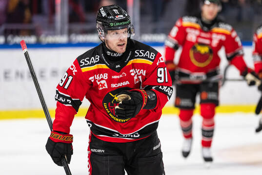 Luleås Brian O'neil jublar