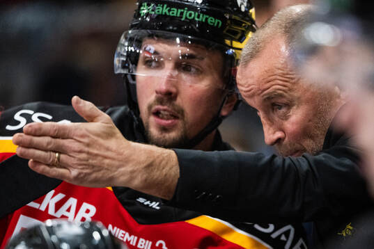 Luleås Eetu Koivistoinen och tränare Thomas Berglund